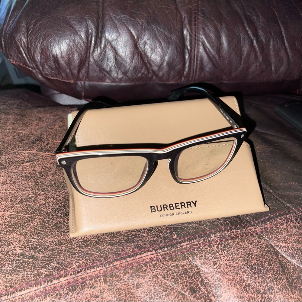 Burberry glasses with case progressive